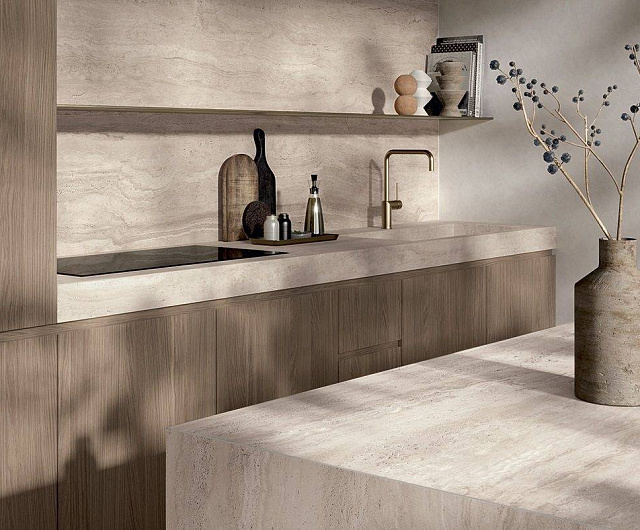 Royal Travertino